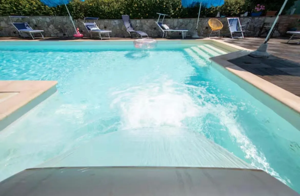 Marco'S Villa Chiatri 0*,
