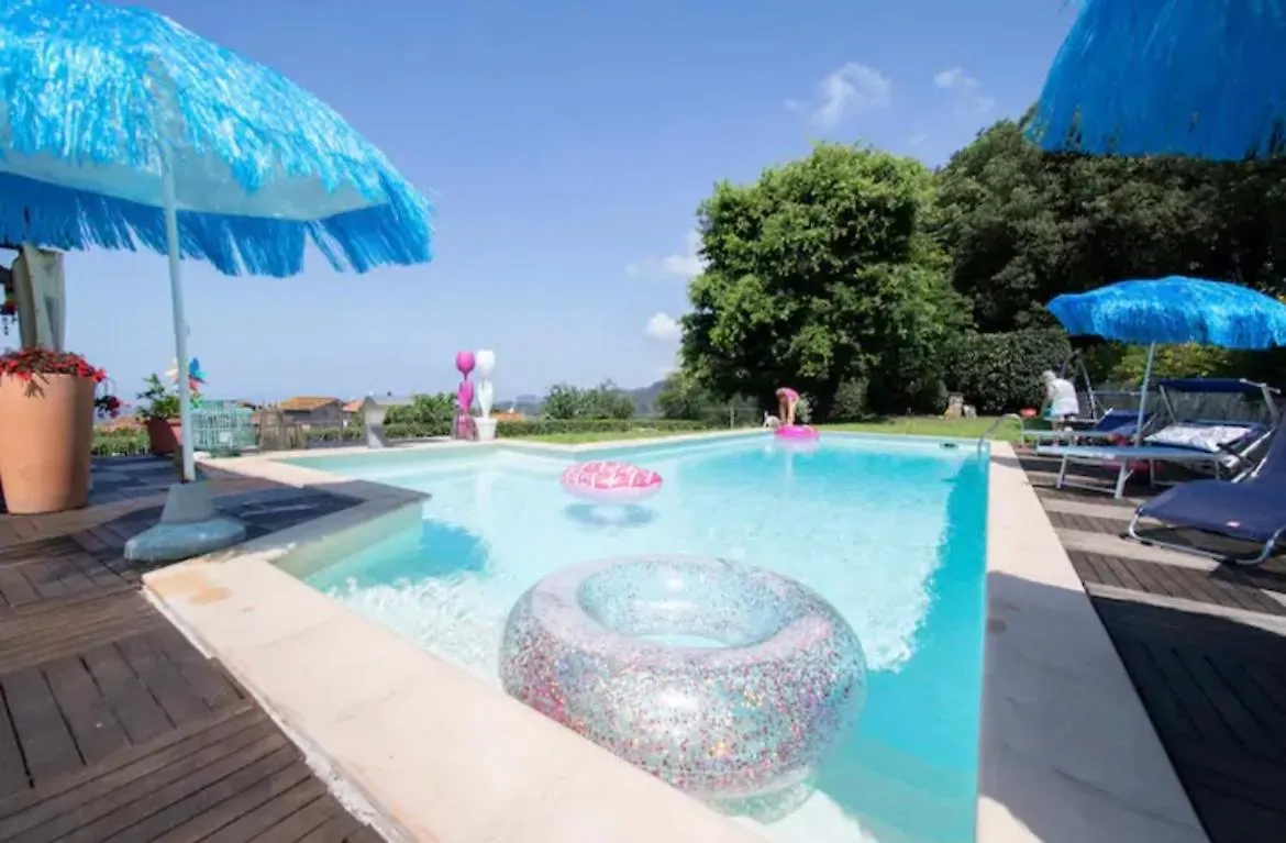 Marco'S Villa Chiatri