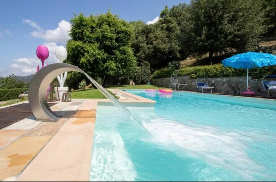 Marco'S Villa Chiatri